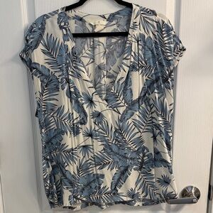 H&M Blue and Cream Tropical Print Blouse